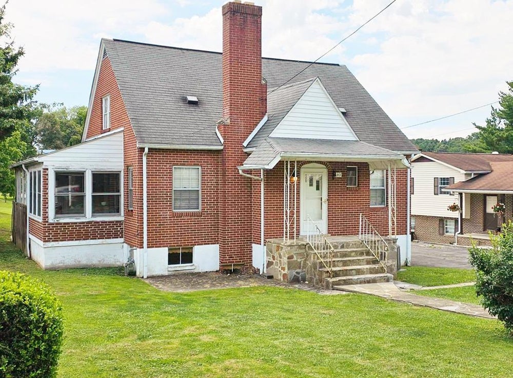 203 East Drive, PRINCETON, WV 24740 ERA