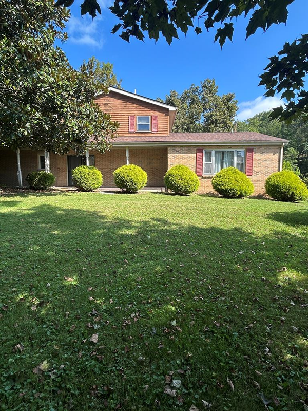 1210 Matoaka Road, ROCK, WV 24747