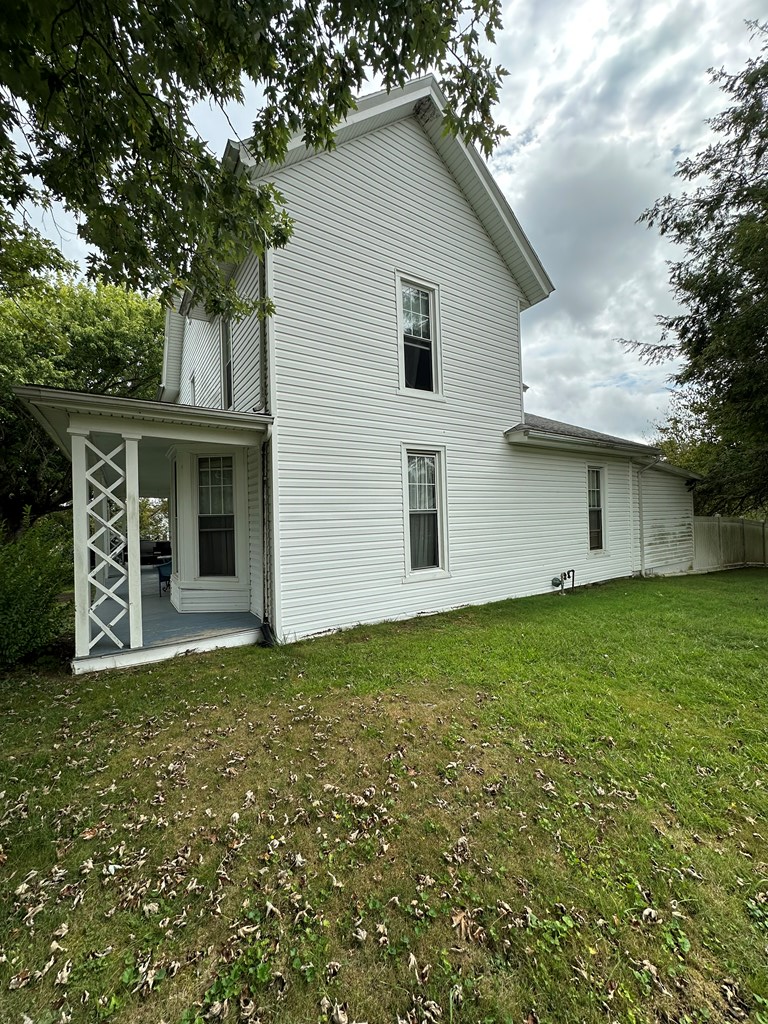 114 E Concord St, Athens, WV 24712 - #3