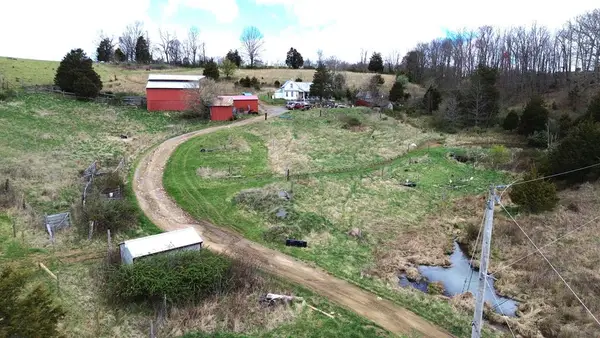 2699 Pine Grove Bunker Hill Rd, BALLARD, WV 24918