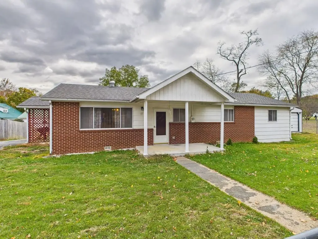 27 NORTH SYCAMORE STREET, Peterstown, WV 24963 - Image #1