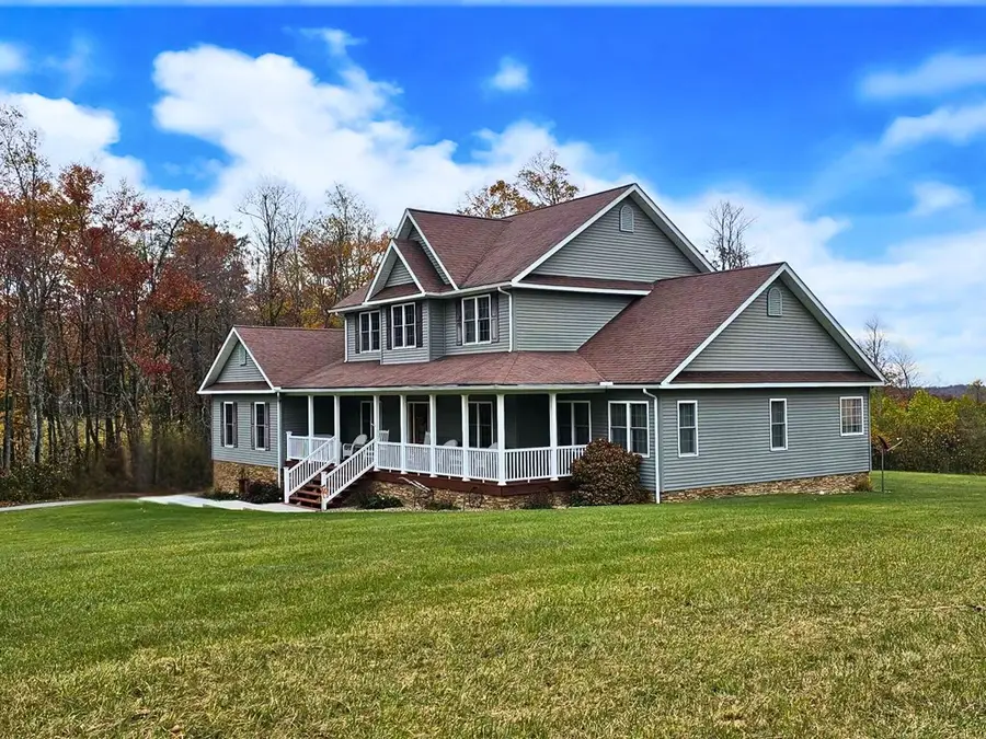 1076 Ellison Ridge Road, Flat Top, WV 25841 - Image #2