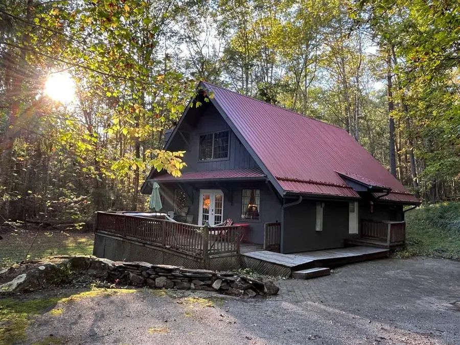 2012 Whiteoak Creek Rd, Athens, WV 24712 - Image #2