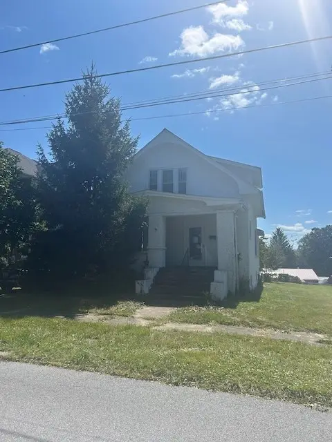 113 College Ave, Princeton, WV 24740 - Image #2