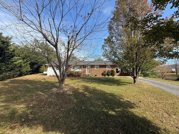 334 fairview street, BLAND, VA 24315