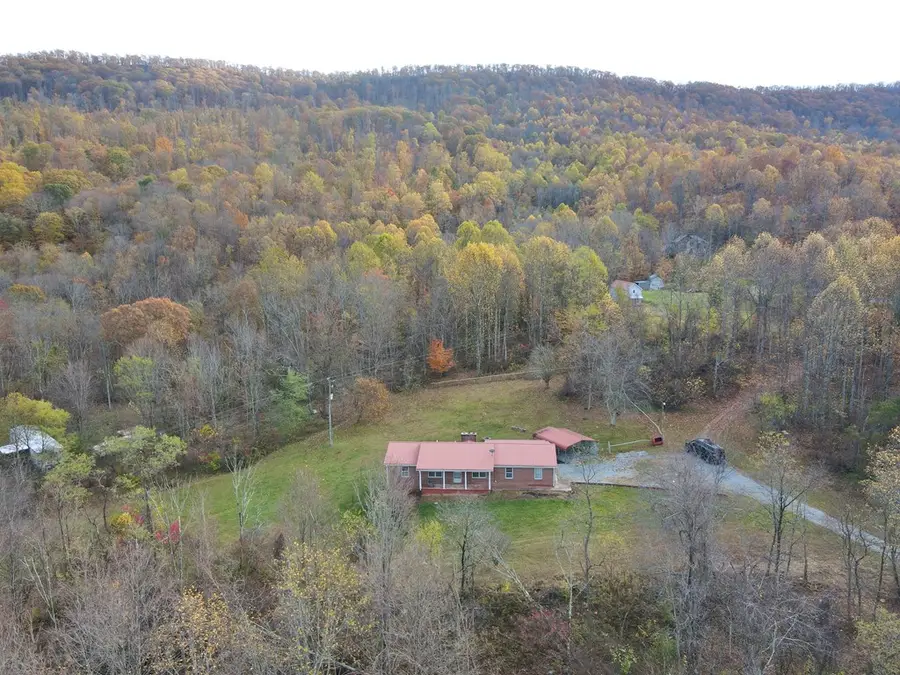 179 Fowler St, Bluefield, WV 24701 - Image #2