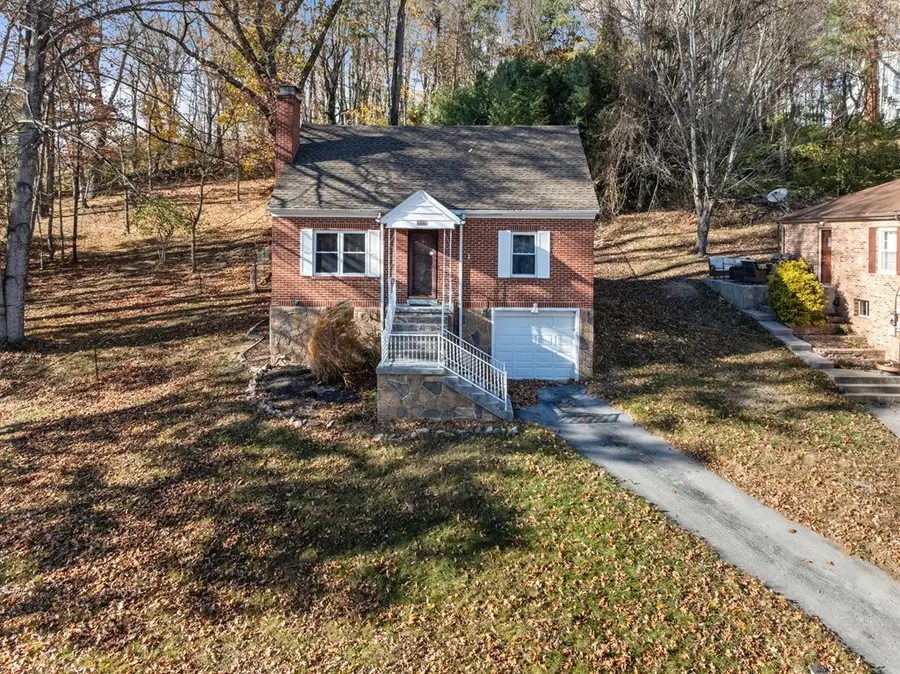 1213 East Dr, Bluefield, WV 24701 - Image #3
