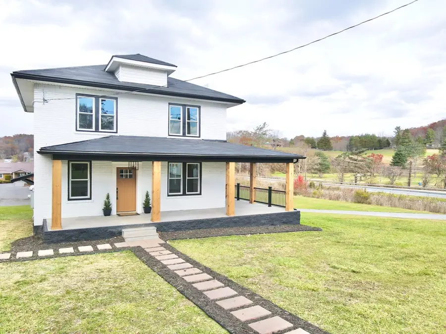 146 Redsky Rd, Princeton, WV 24739 - Image #2