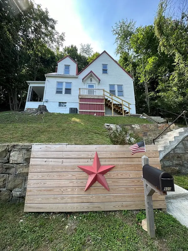 600 Nicholas St, BLUEFIELD, WV 24701