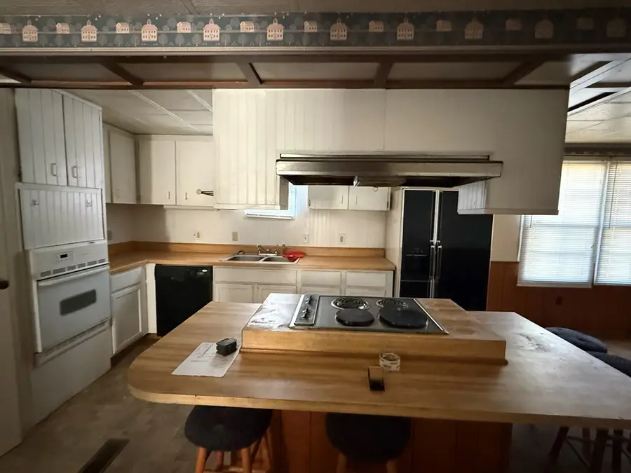 121 Caldwell St, Athens, WV 24712 - Image #3