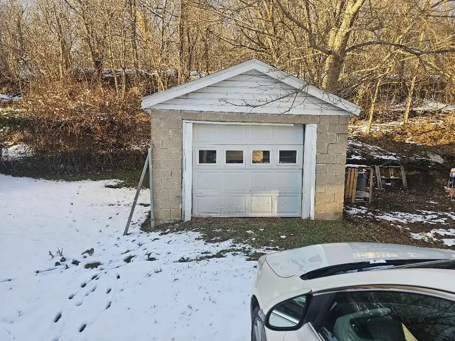 306 Virginia Avenue, Bluefield, VA 24605 - Image #2