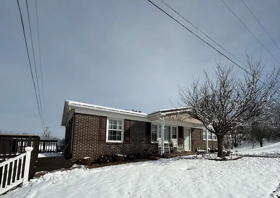 211 Petty RD, Princeton, WV 24740 - Image #2