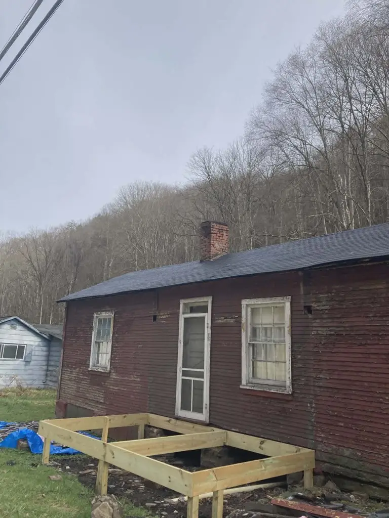 2687 Miracle Mtn. Rd, Elbert, WV 24830 - #3