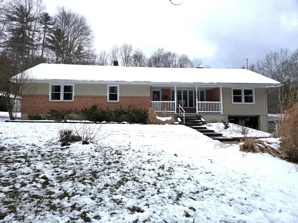 394 Valley Ridge Rd, White Sulphur Springs, WV 24986 - Image #1