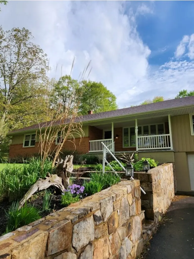 394 Valley Ridge Rd, White Sulphur Springs, WV 24986 - Image #3