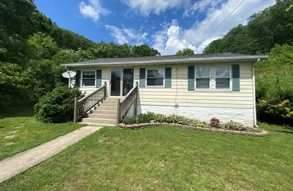 643 Nora Road, BLUEFIELD, WV 24701