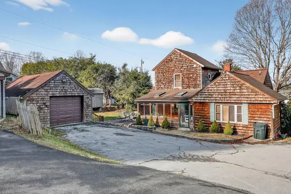 206 Sherwood Lane, BLUEFIELD, WV 24701