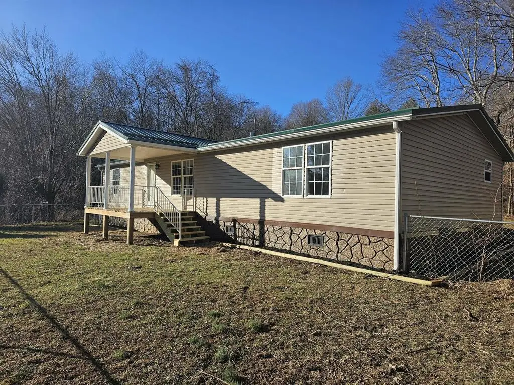 202 Hidden Mountain Lane, Princeton, WV 24739 - Image #1