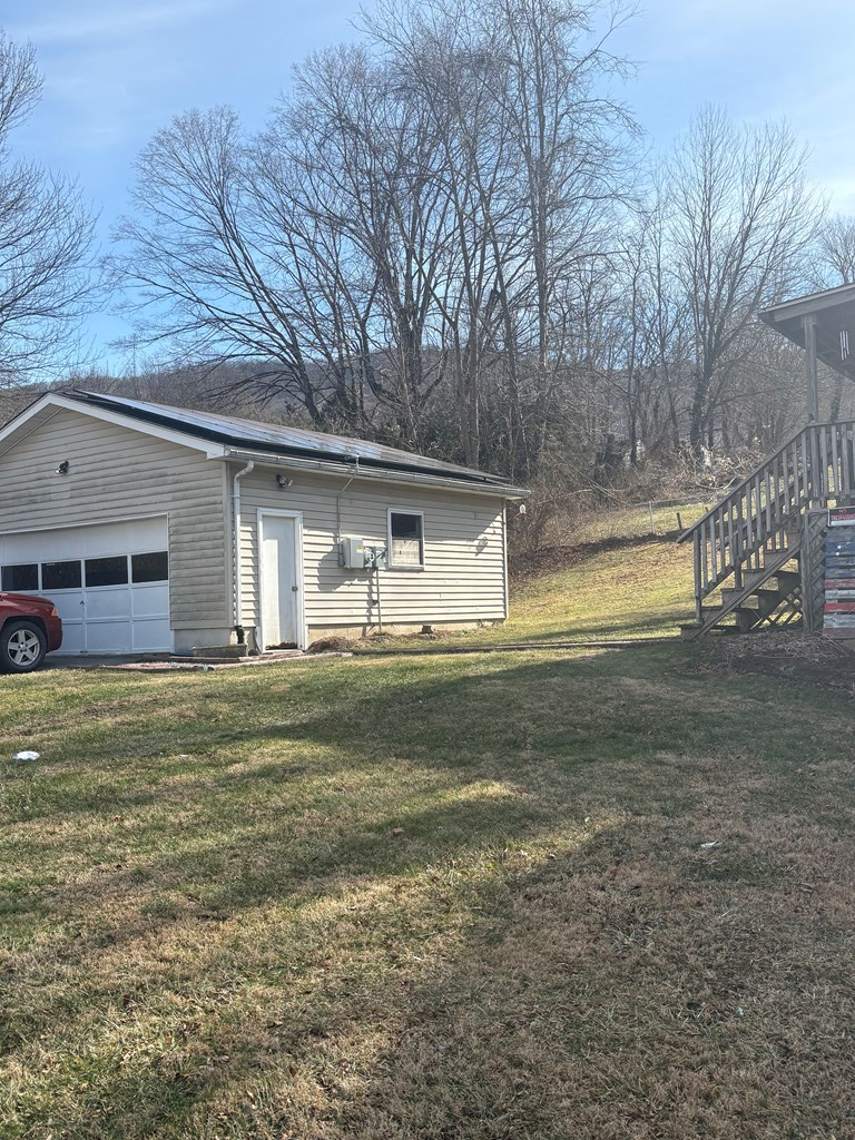 2801 Grassy Branch Road, Bluefield, WV 24701 - Image #3