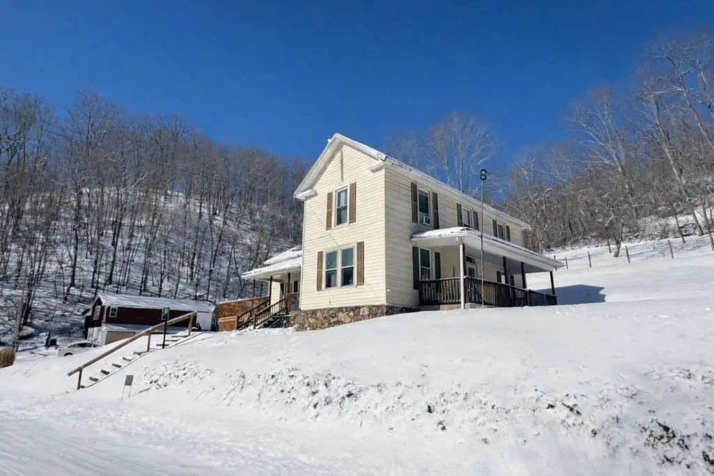 4423 Wrights Valley Rd, Bluefield, VA 24605 - Image #1