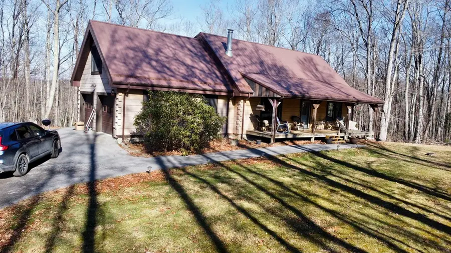 3906 Stovall Ridge Road, Camp Creek, WV 25820 - Image #3