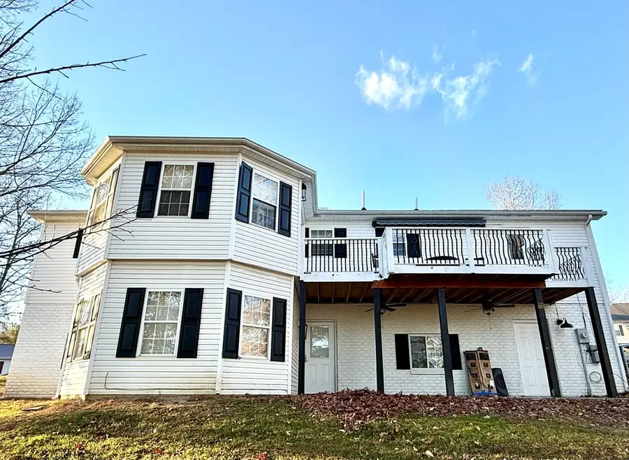 362 Rosemary St, Princeton, WV 24739 - #3