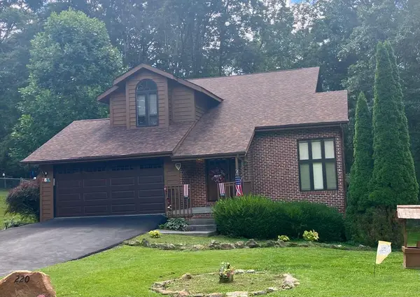 220 Lynwood Circle, PRINCETON, WV 24739