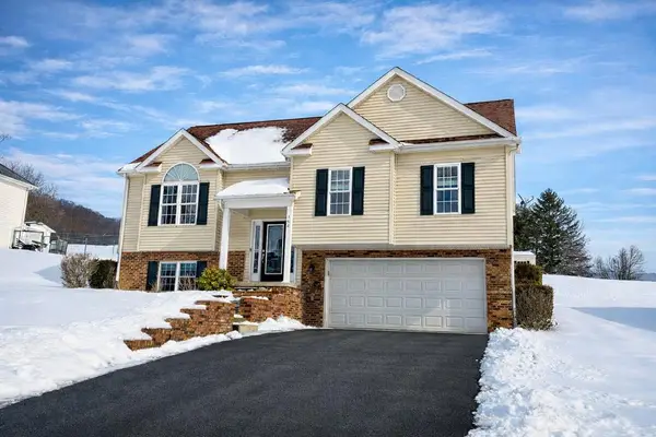 140 Brandon, BLUEFIELD, VA 24605