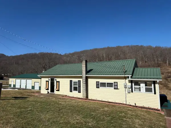 383 Creasey Road, ABBS VALLEY, VA 24605