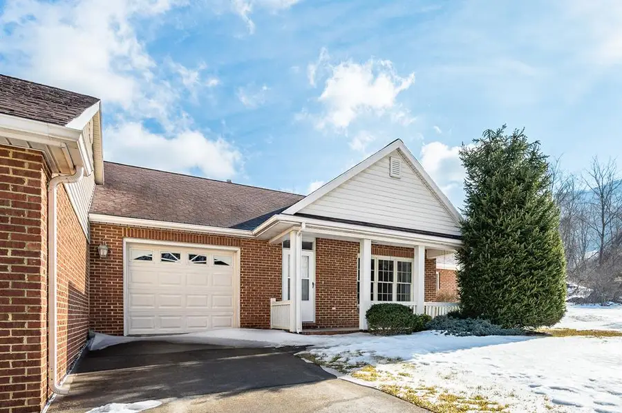 709 Three Springs Drive, Bluefield, WV 24701 - #2