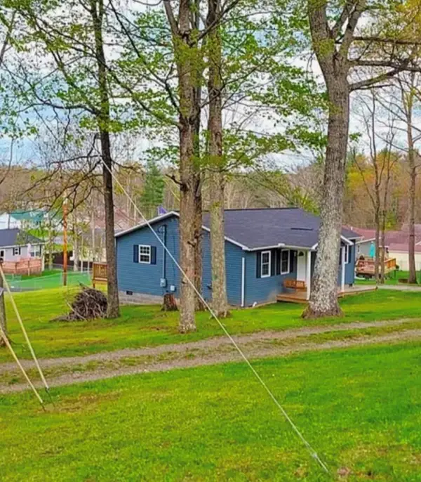 227 Briarwood Dr, SHADY SPRING, WV 25918