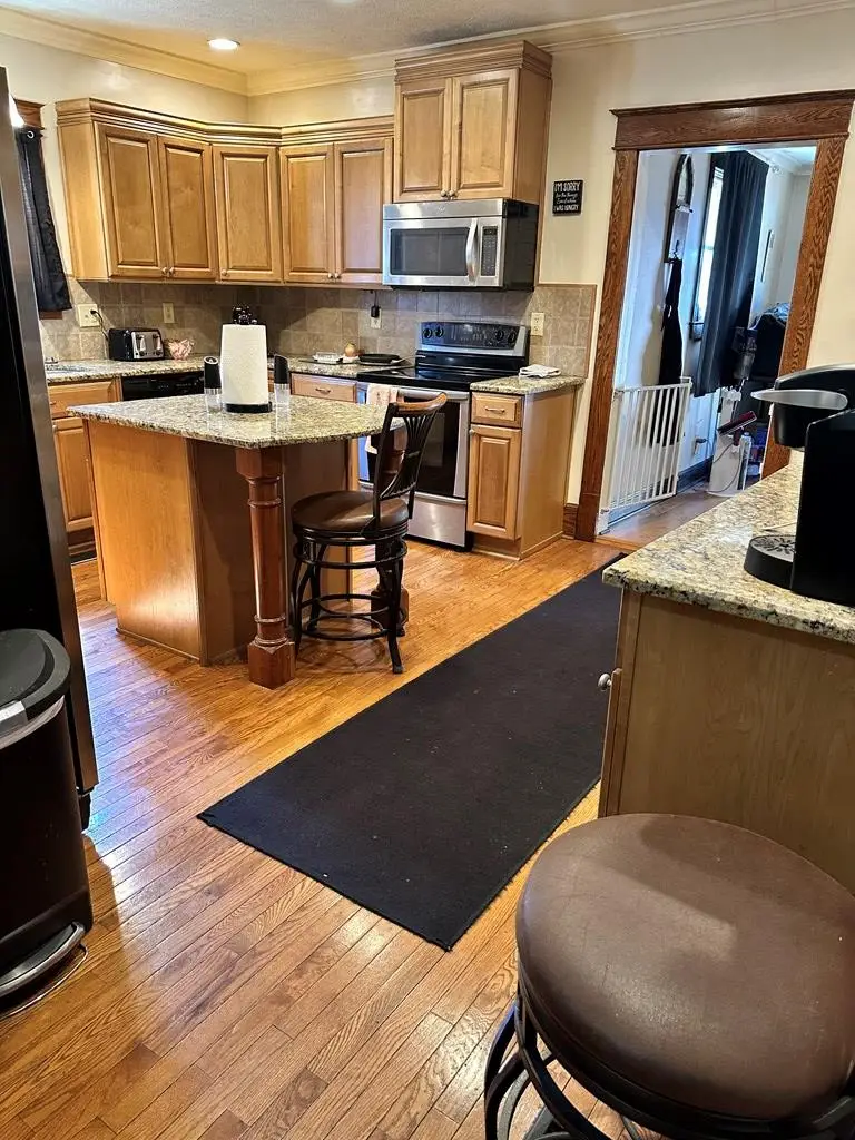 226 South College Ave., Bluefield, VA 24605-1707 - #3