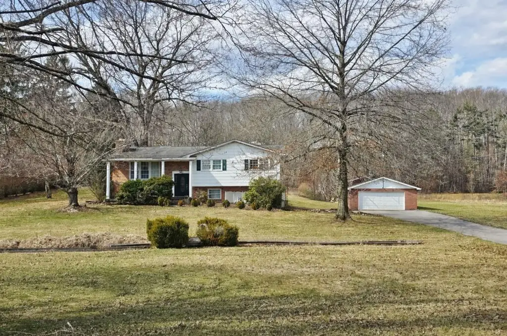 208 Shade Tree Circle, Princeton, WV 24739 - #1