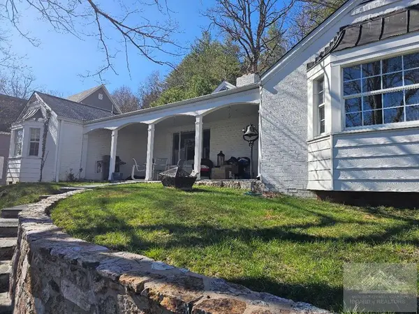 42 College Drive, BLUEFIELD, VA 24605