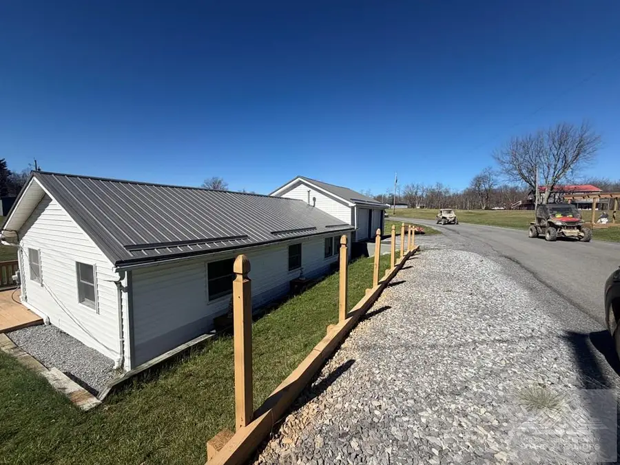1021 Prosperity School Rd, Rock, WV 24747 - #3
