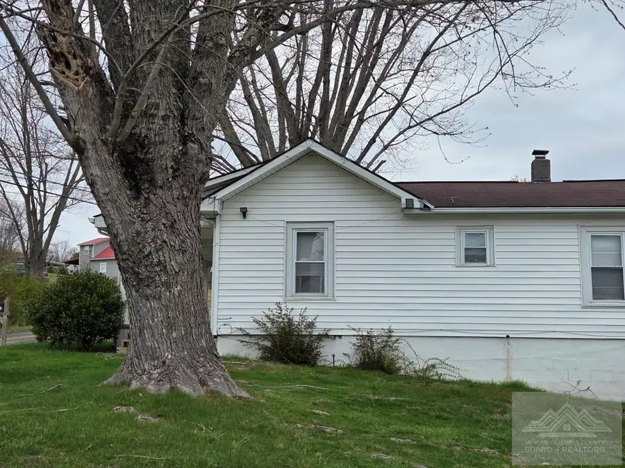 780 Rich Creek Valley Rd, Peterstown, WV 24963 - #3