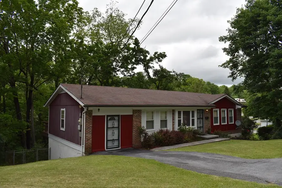 112 Spring Grove, Bluefield, WV 24701 - #2