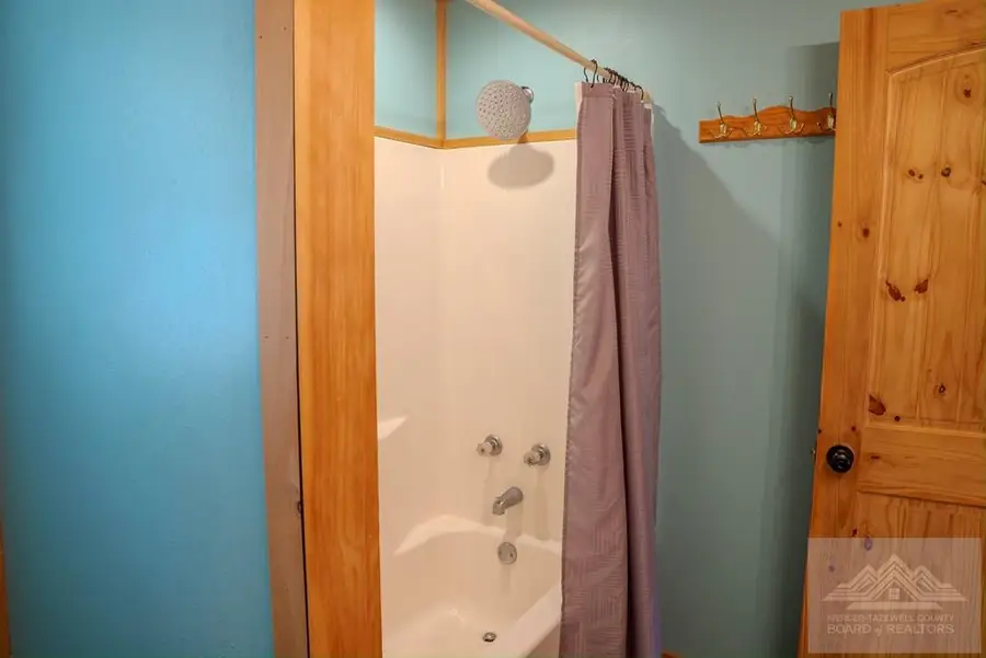 280 Hidden Path Rd, Bluefield, WV 24701 - #3