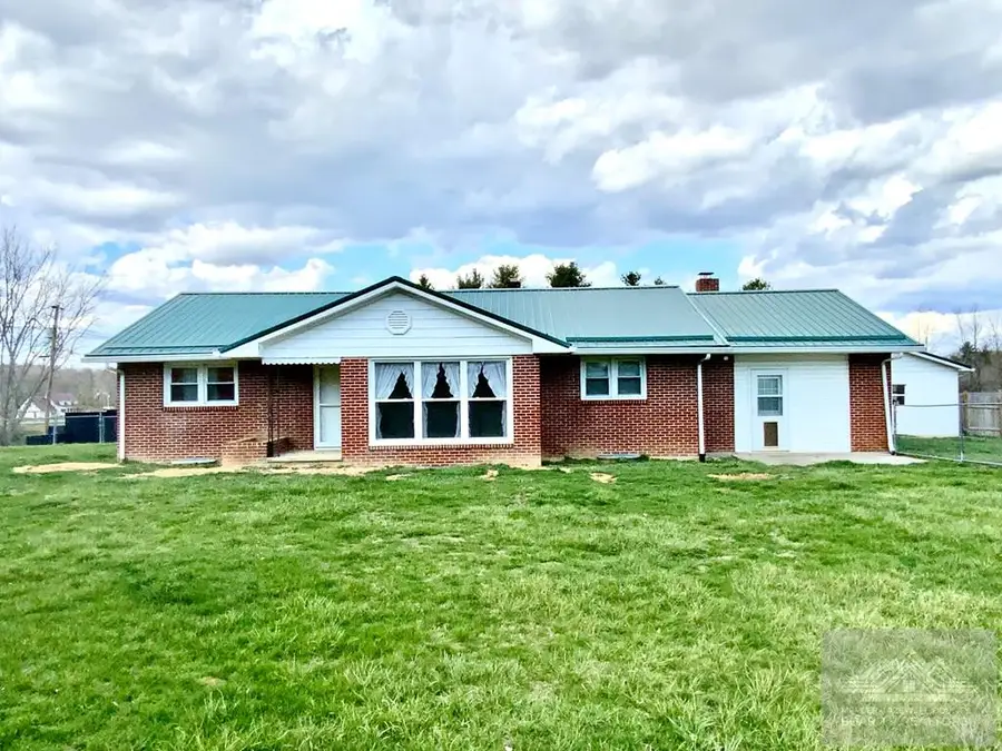 5921 Hinton Road, Athens, WV 24712 - #2