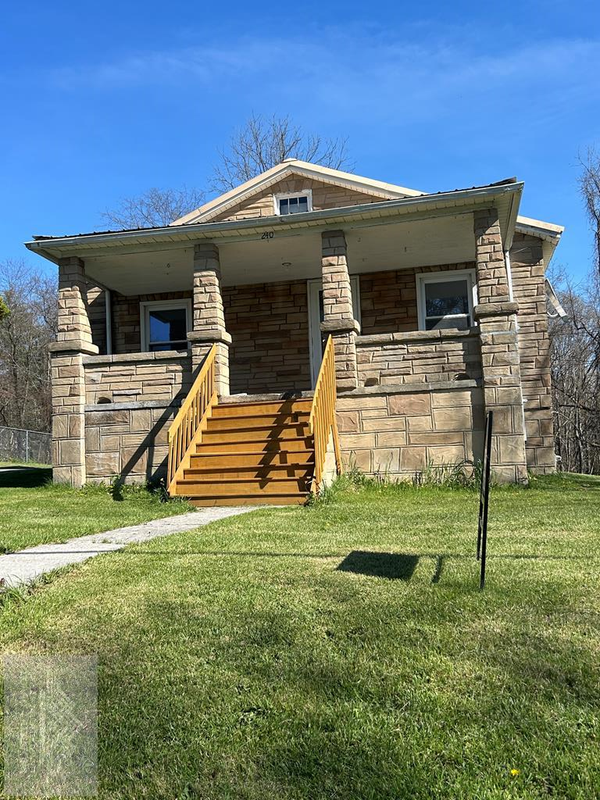 240 Old Pisgah, PRINCETON, WV 24740