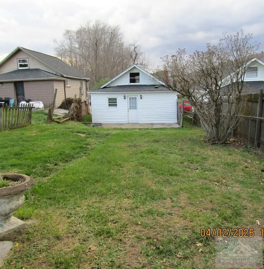 147 Deaton, Bluefield, VA 24605 - #2