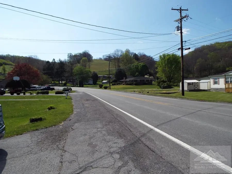 2376 Falls Mills Road, Bluefield, VA 24605 - #3