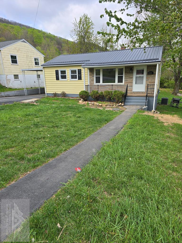 2600 Parnell Rd, BLUEFIELD, WV 24701