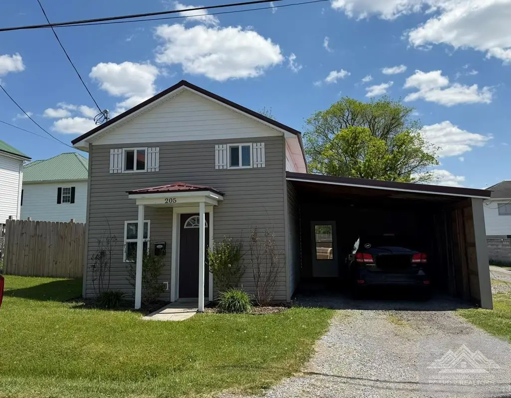 205 Fellers Street, Princeton, WV 24740 - #1