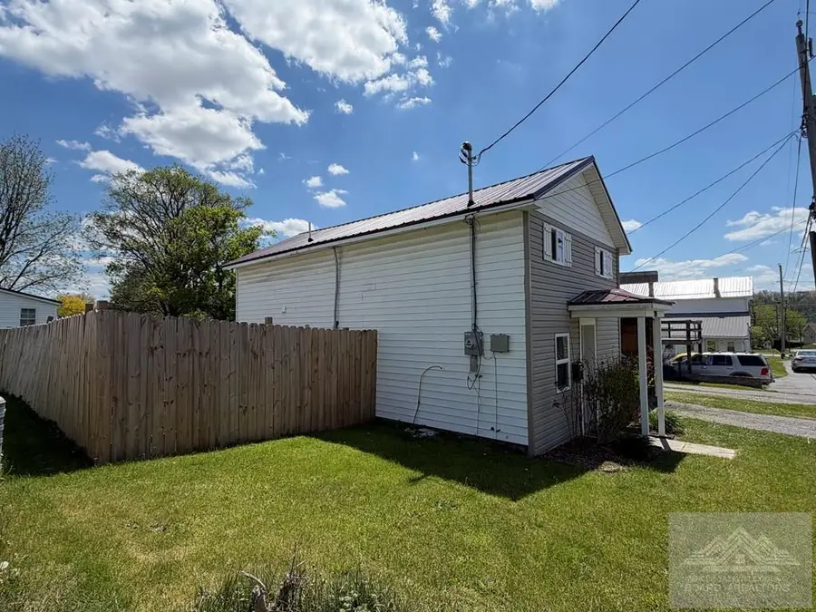 205 Fellers Street, Princeton, WV 24740 - #3