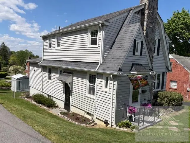 2608 VALLEY VIEW AVE, Bluefield, WV 24701 - #2