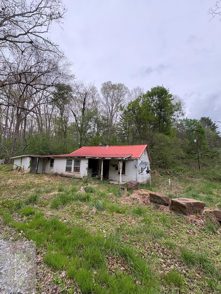 128 Triple C Rd, Princeton, WV 24739 - #1