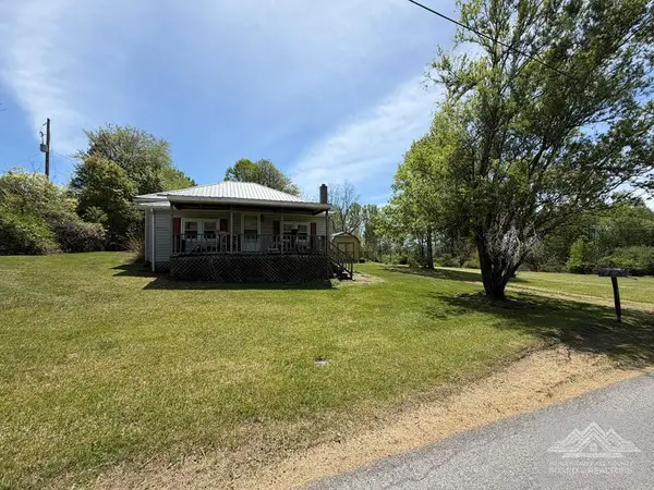 330 CAPERTON LANE, ATHENS, WV 24712