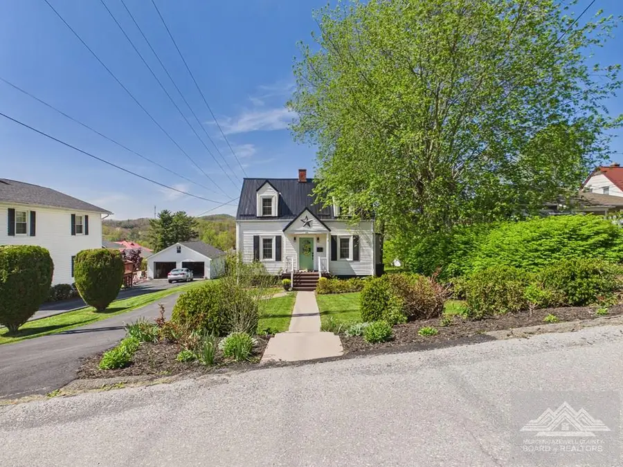 878 Shenandoah, Bluefield, WV 24701 - #2