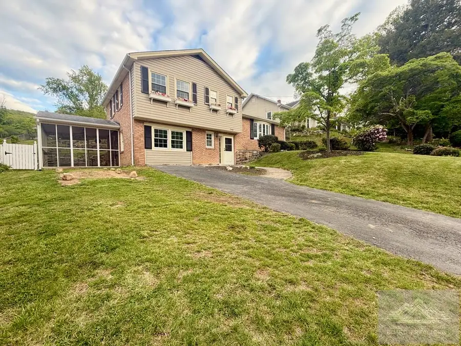 243 East Pennsylvania Street, Covington, VA 24426 - #2